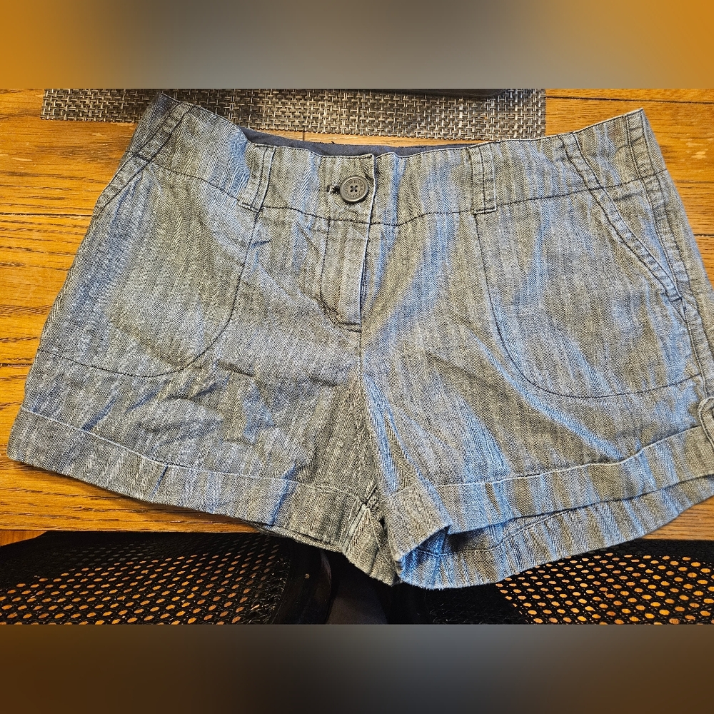 Cute NY & Co. Shorts
